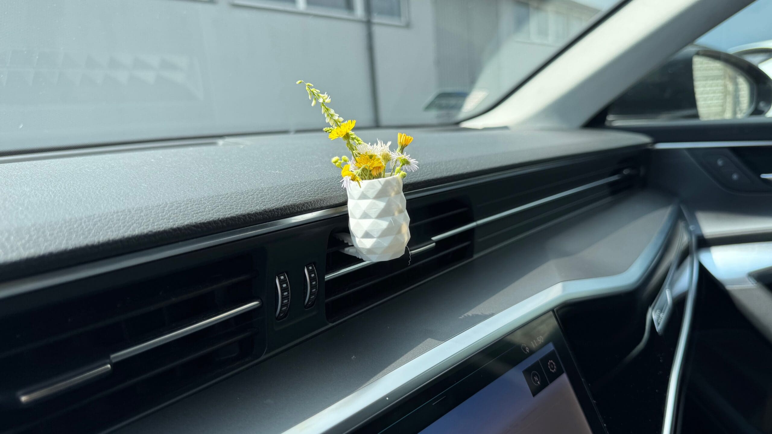 Mini Wazon Do Kratki Wentylacyjnej – Stylowy Akcent do Twojego Samochodu 8 - obrazek 3