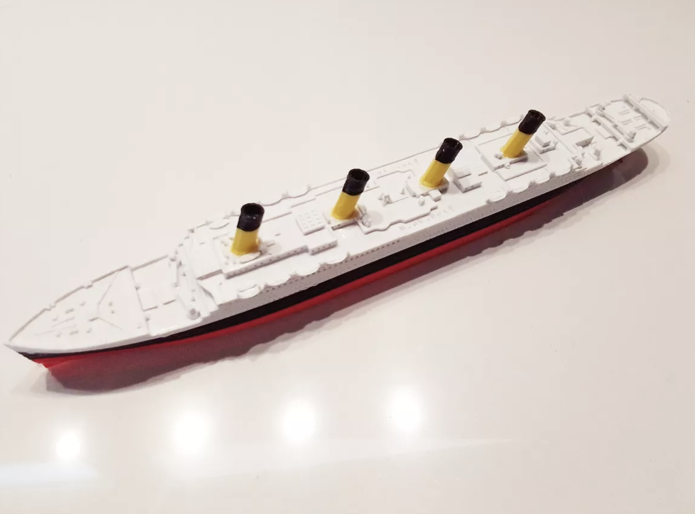 RMS Carpathia 23 cm - Model Kolekcjonerski 3D ! (Skala 1:1000) - obrazek 5