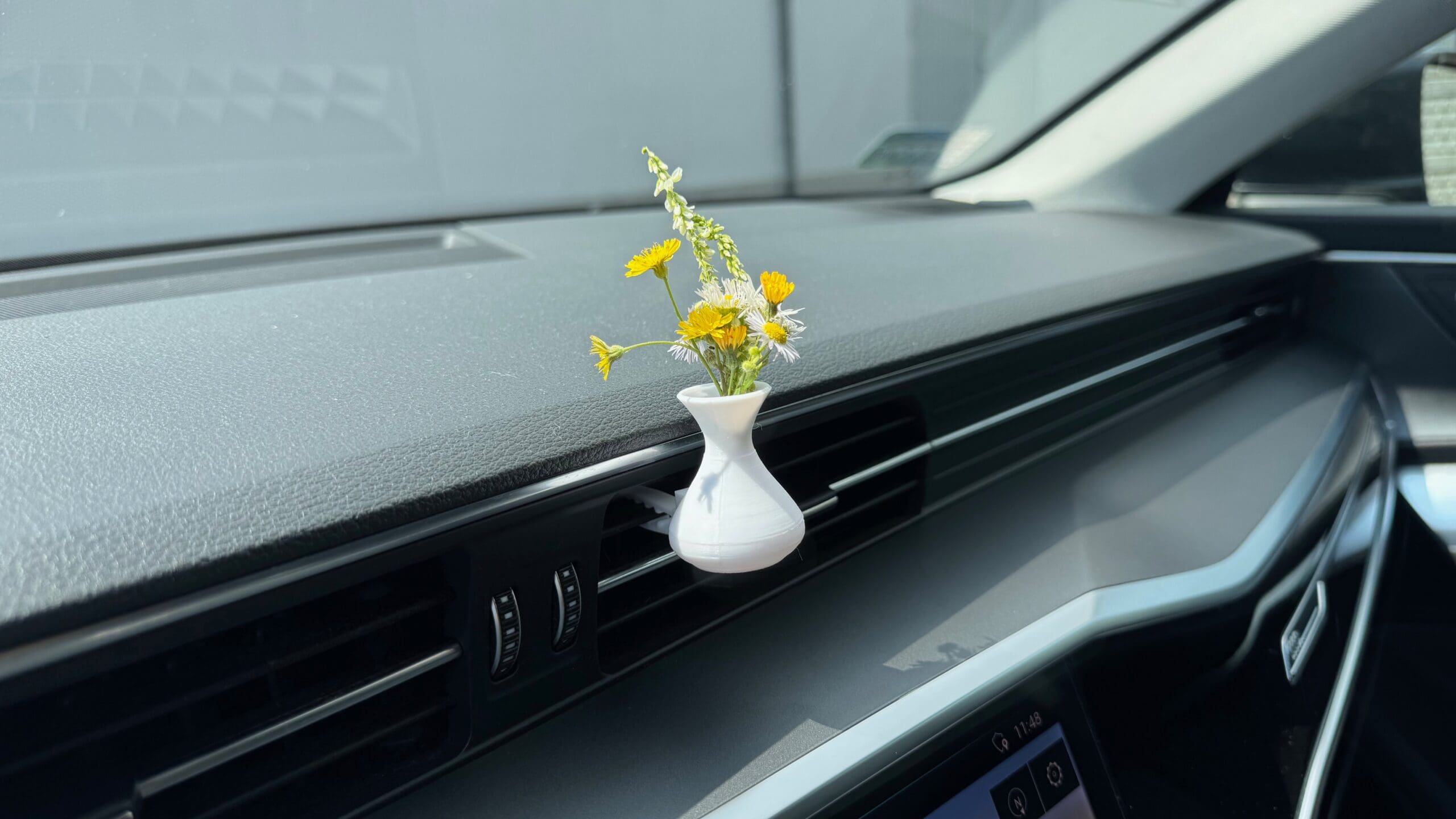 Mini Wazon Do Kratki Wentylacyjnej – Stylowy Akcent do Twojego Samochodu 4 - obrazek 3