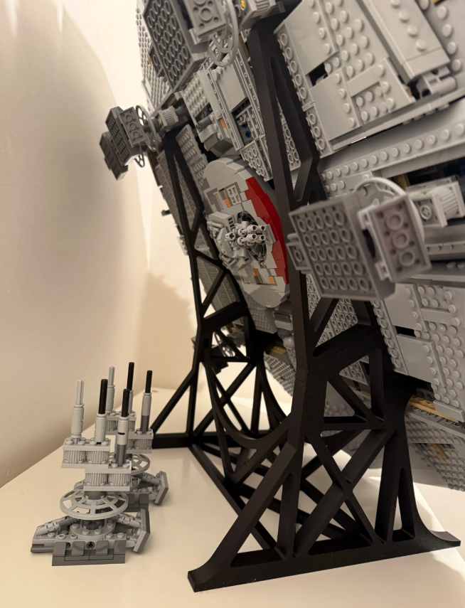Podstawka dedykowana do LEGO Star Wars 75105 / Sokół Millennium Falcon - obrazek 10