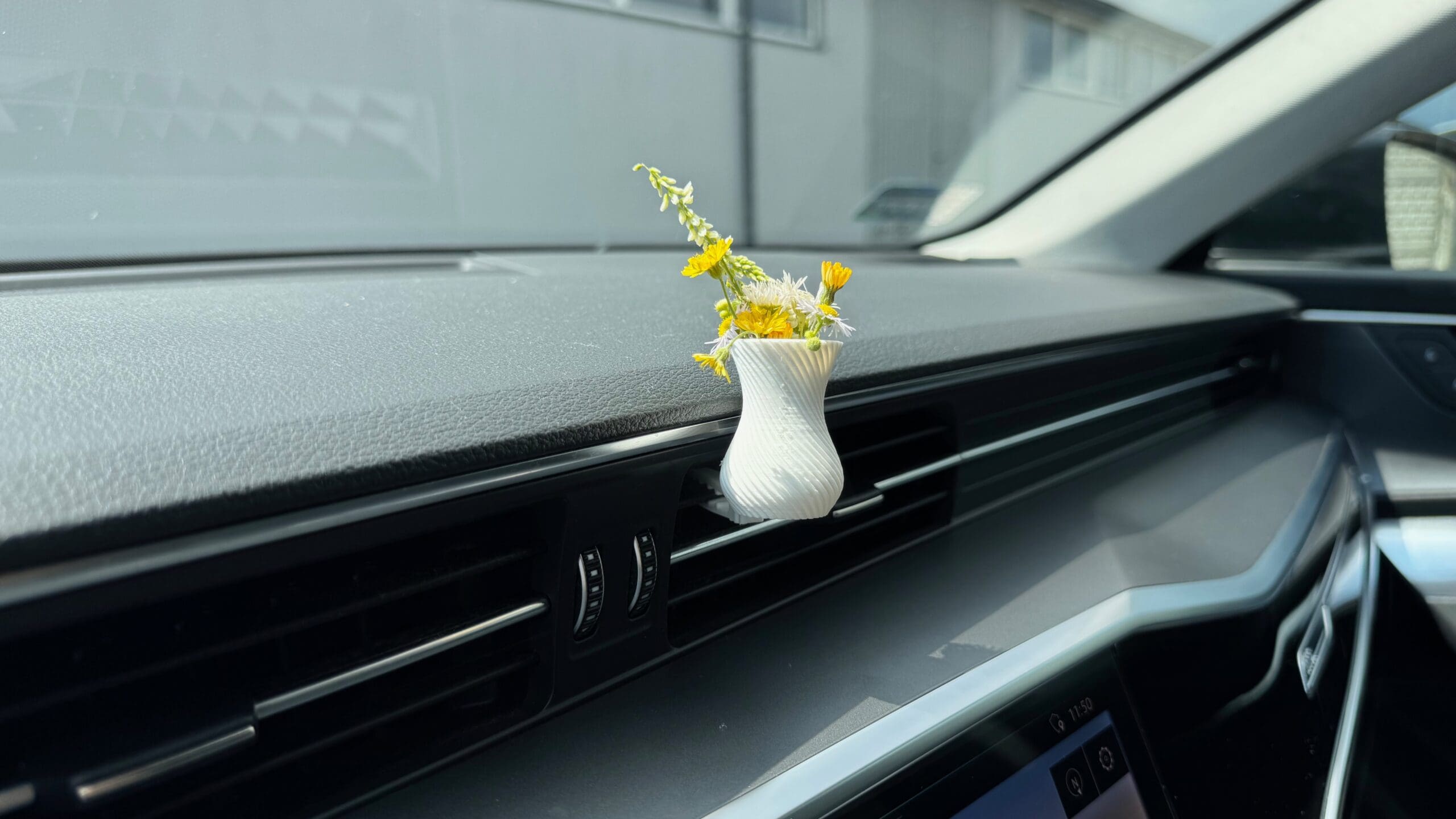 Mini Wazon Do Kratki Wentylacyjnej – Stylowy Akcent do Twojego Samochodu 10 - obrazek 3