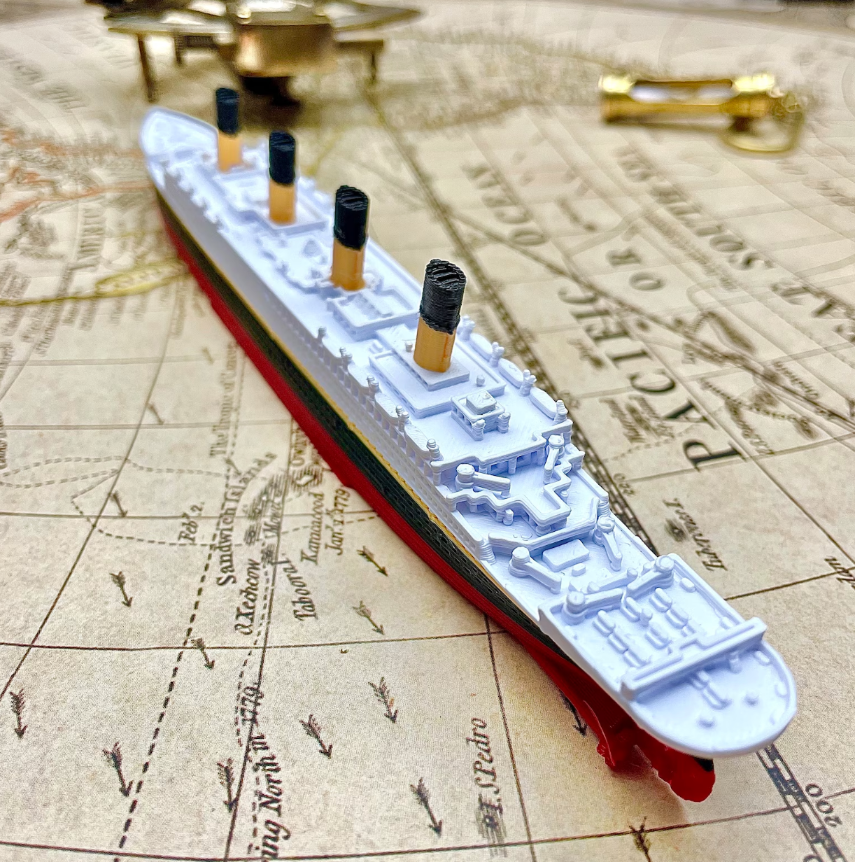 Titanic RMS 90 ? cm - podstawka - obrazek 2